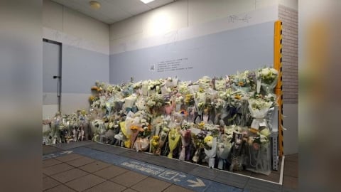 北車設置悼念牆！緬懷余家昶英勇擋刀　北捷籲勿放「這些東西」