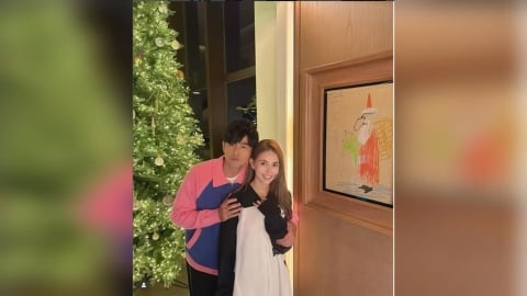 放閃藏彩蛋！周董、昆凌平安夜甜蜜合照　背景驚見「畢卡索名畫」