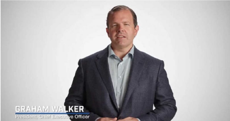 沃克（Graham Walker）出售Fibrebond後，堅持將交易收益的15％分配給員工，共540人受惠。（圖／Fibrebond）