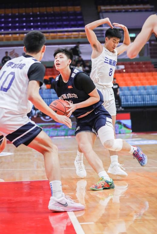 HBL(影)／男生組複賽「余玄騰首次大三元」　率彰縣成功高中奪分組第2勝