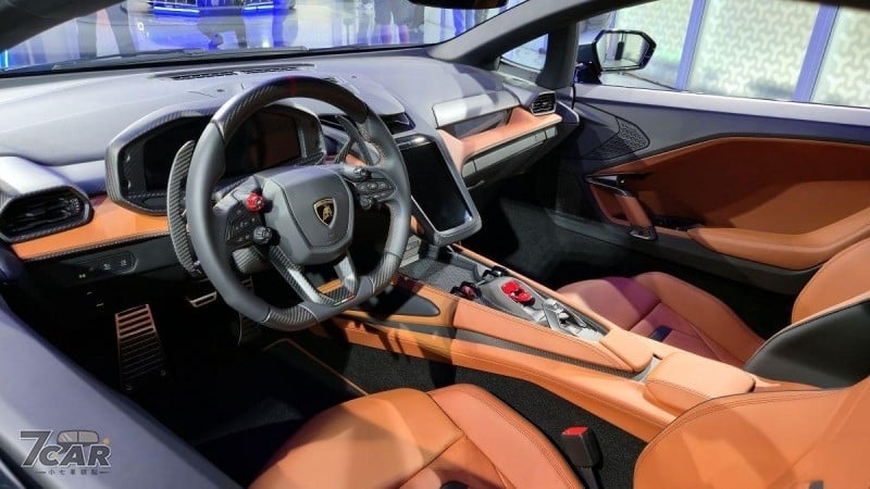 Revuelto、Temerario、Urus SE 同臺展演　Lamborghini Taipei 犇擎盛典於臺北登場