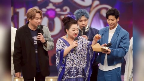 白冰冰點「佛心」外送直送錄影現場還上台！讓來賓直呼這雞蛋糕有洋蔥