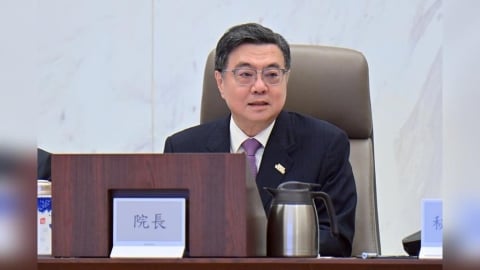 卓榮泰深夜發文「天佑台灣」　幸地震無劇烈災情