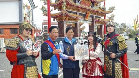 首創！鄭成功、媽祖跨界玩桌遊　《黑水溝傳奇》Cosplay試玩開戰