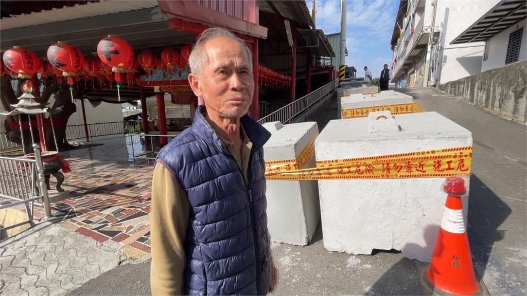 3米巷道被水泥護欄擋掉一半　回家像在考駕照！居民怨地主刁難