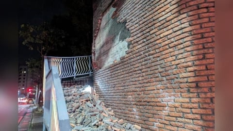 災後復原！電梯內狂搖畫面曝光　零星損害天亮後修繕