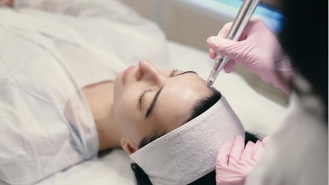 醫美術後的肌膚敏感期：多數人容易忽略的照護觀念