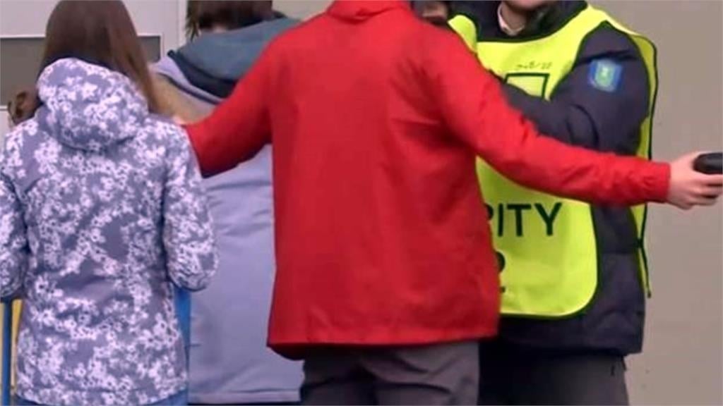 台遊客入境日本遭搜身「私密處都不放過」！過來人秒曝「1原因」：最容易被查