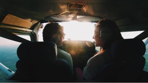 時薪1.1萬台幣！美航機師曬薪資單年收破千萬　網：考照去哪報名