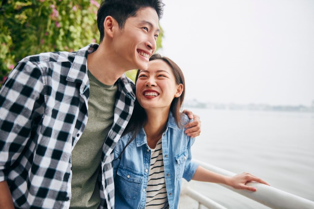 真正愛妳的男人，無論妳在不在場，都會把妳放在決策裡，心裡有妳。圖/123RF圖庫