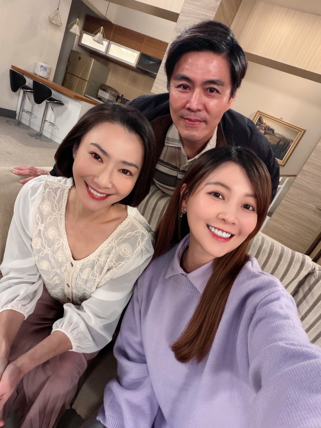 謝京穎懷雙胞胎「孕肚首曝光」！《好運來》殺青後暫停演戲 甜喊：等我回歸