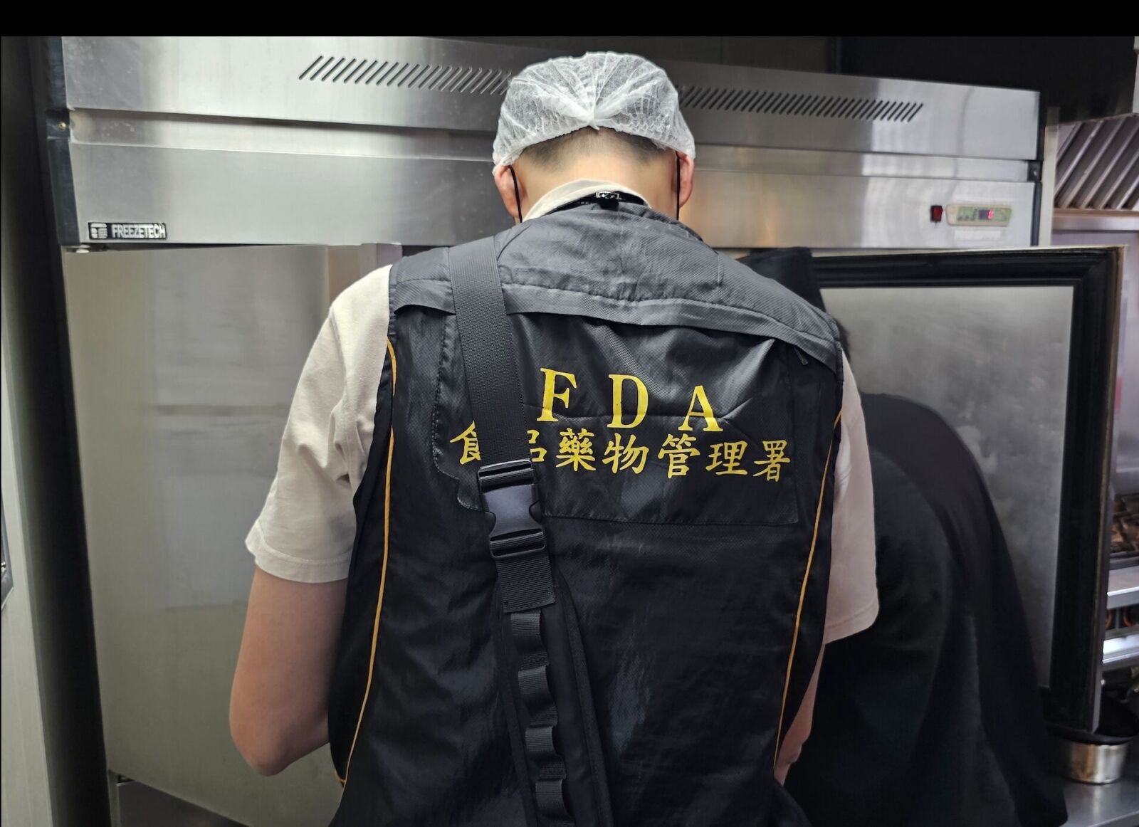 車站周邊餐廳大稽查 「彌生軒、泰舍」腸桿菌科超標挨罰！ 9