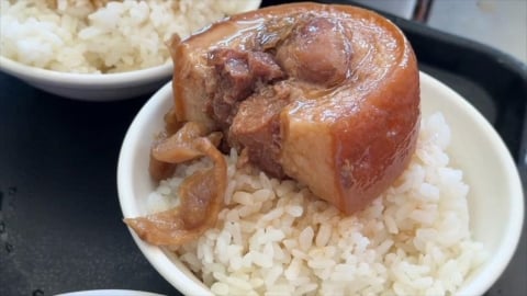 韓籍網紅分享台灣小吃 釣出蔡英文留言「可以加2倍香菜」