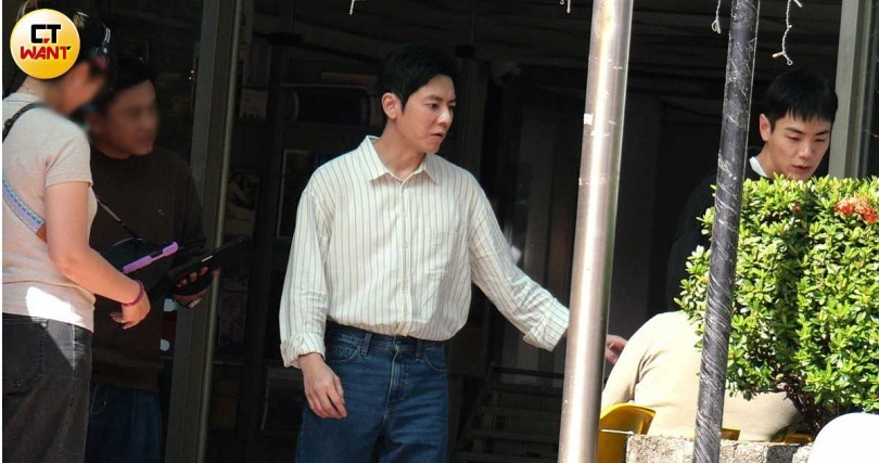 李國毅看起來是扮和事佬角色。（圖／本刊攝影組）