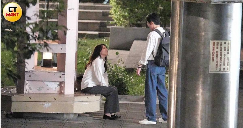 剛宣布懷孕的夏于喬戲服寬鬆，應該是為了遮肚。（圖／本刊攝影組）