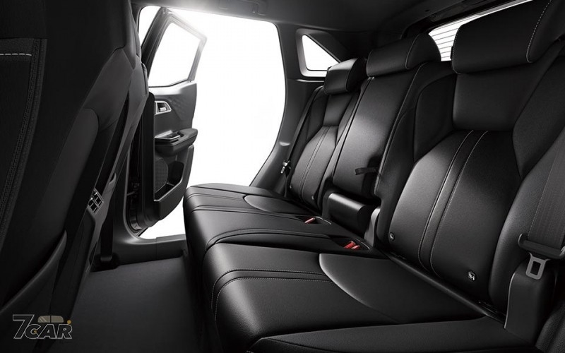 新臺幣 79.9 萬元起，同場加映 Destinator 與 Outlander！　Mitsubis