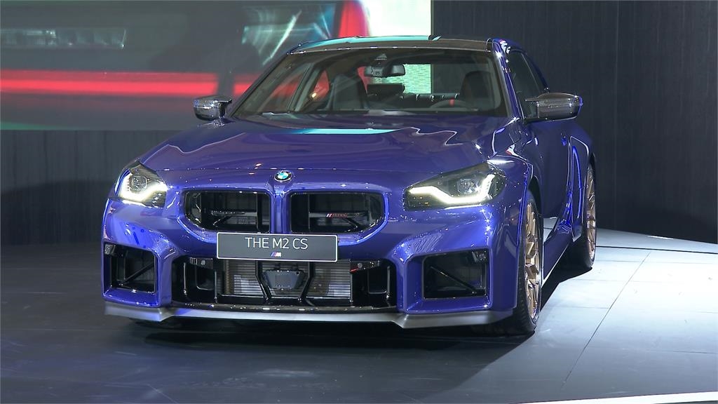 台北新車展登場 各車廠秀新車 特斯拉館擠滿群眾