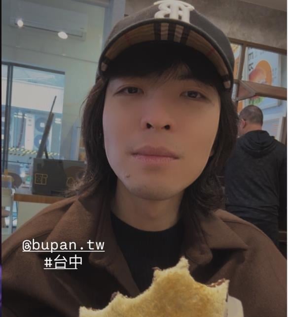 蕭敬騰暌違5年「在台灣跨年」！開唱前「開嗑1物」私下真面目全被拍