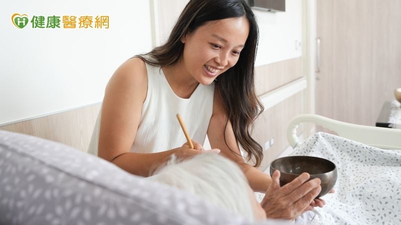 安寧照護不只止痛　醫院用「這些療癒方式」陪伴病人走最後一程