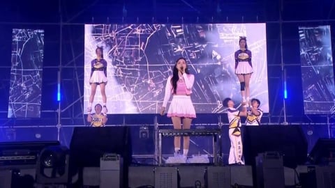 屏東東港大鵬灣跨年煙火超撞光 啦啦隊女神南珉貞獻唱台語歌