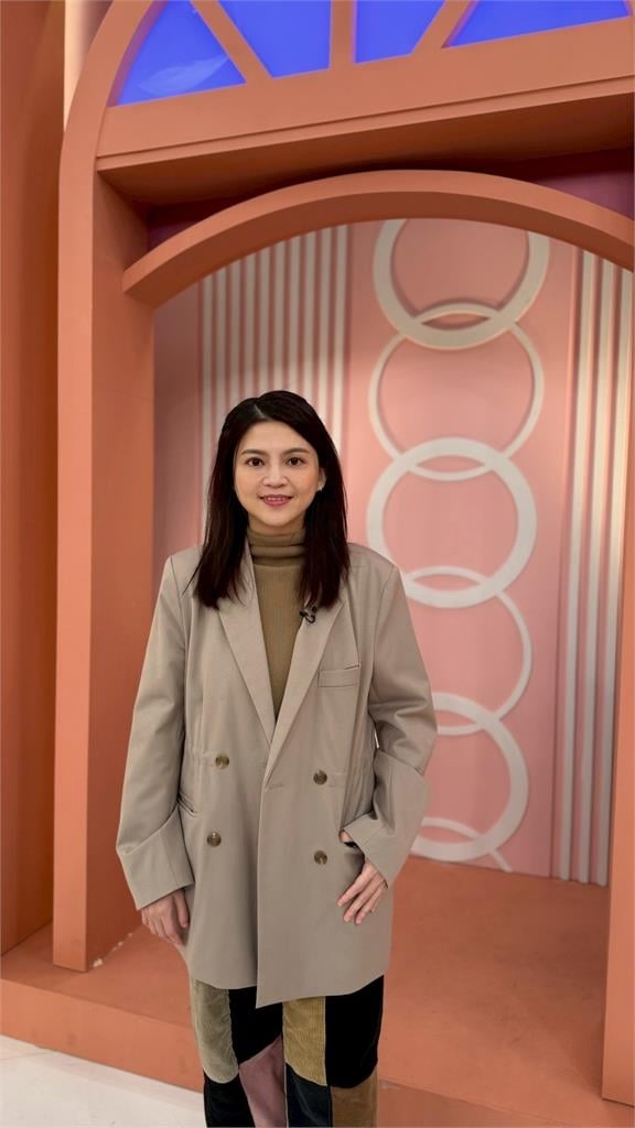 Julie 過年紅包數錯人數壓力大!葉欣眉佩服梁赫群「搭便車神技」