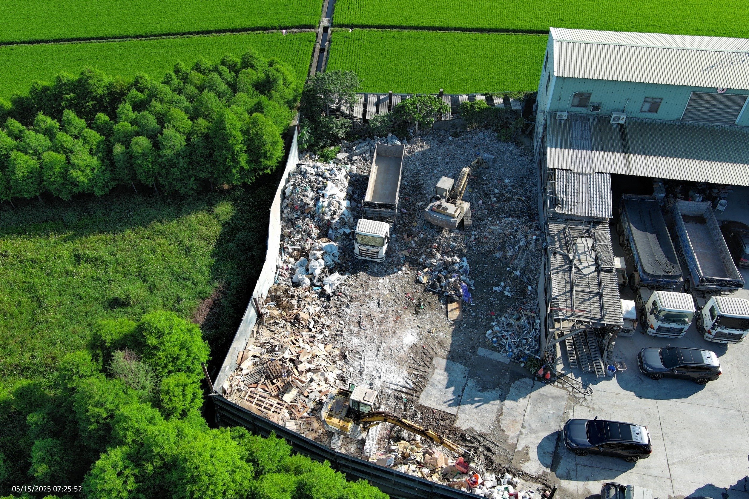 營建廢棄物毒害中南部5大溪流 檢警出重手逮22人