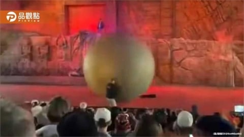 迪士尼181公斤巨石失控衝觀眾席！員工肉身擋石救人倒地濺血