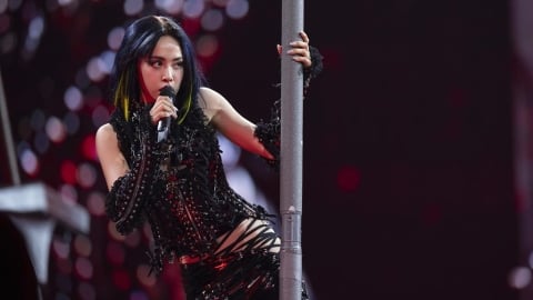 花3600萬造四噸重金豬！蔡依林演唱會到一半「紙鈔飛滿天」全場嗨翻 