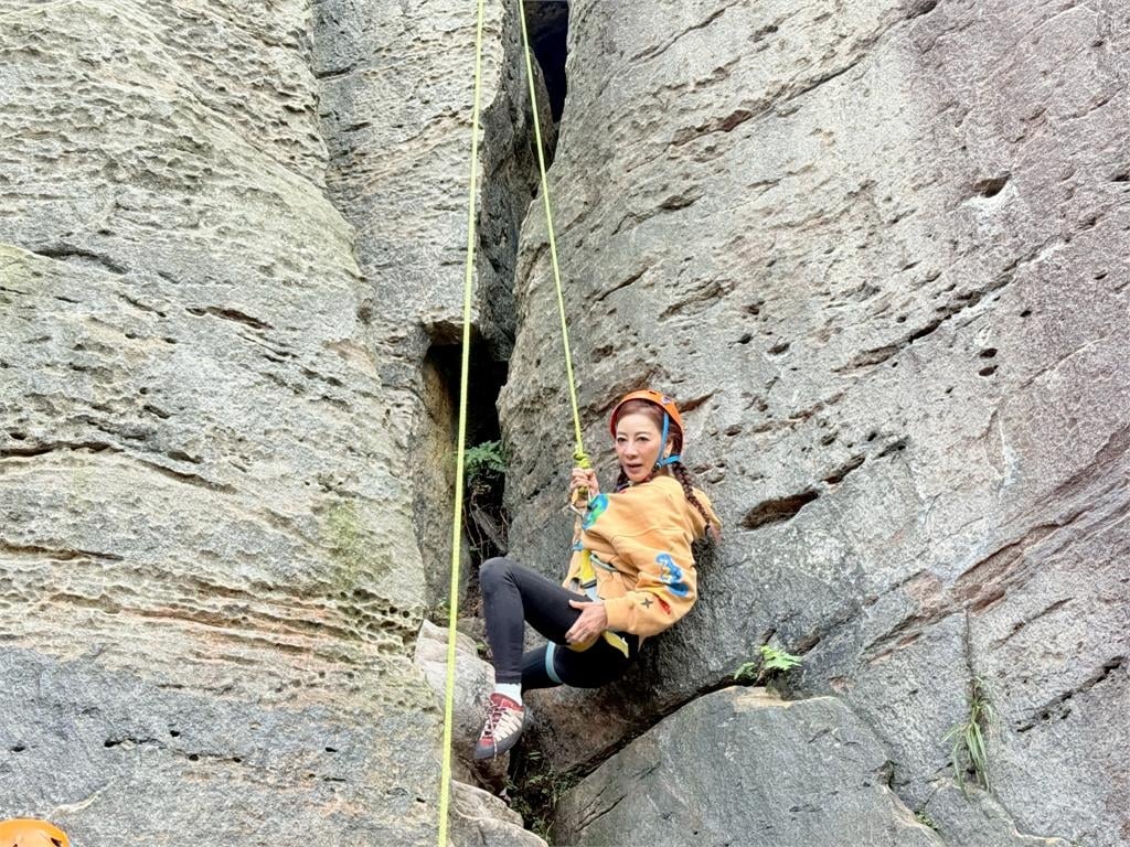 攀岩被質疑「爬假的」!楊繡惠怒嗆網友率先挑戰
