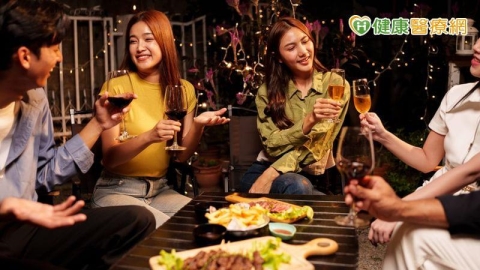 小心跨年、演唱會情緒大反轉　醫師提醒3類人留意「狂歡後失落」