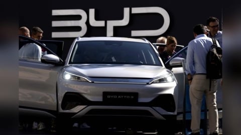 比亞迪2025年電動車銷量首次全球奪冠　馬斯克參政成特斯拉敗因