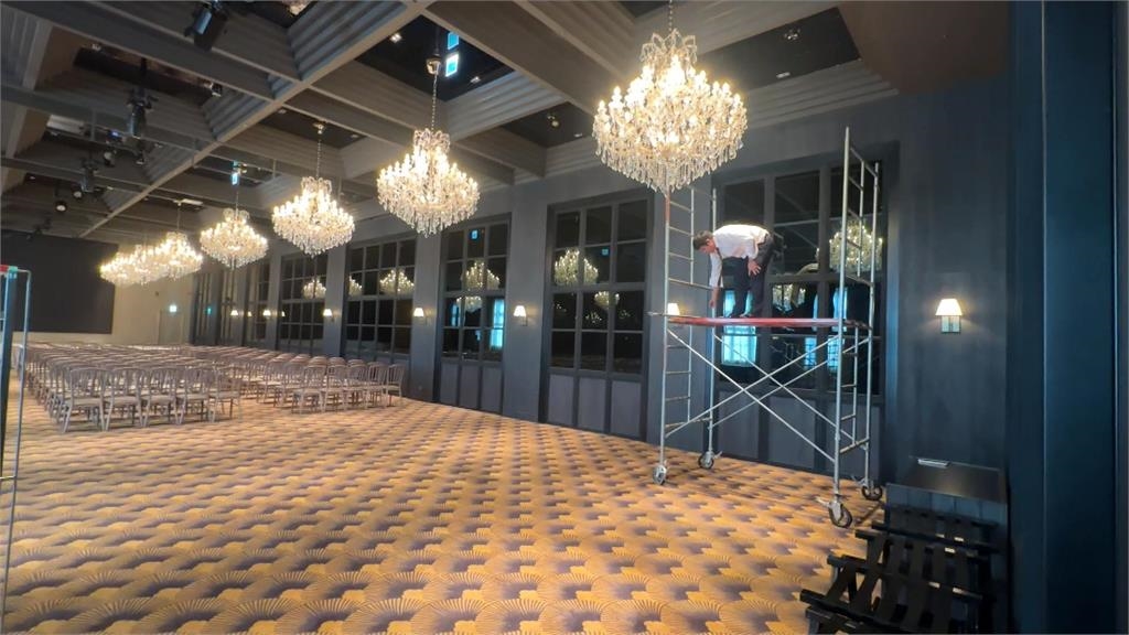 新人傻眼! 婚禮現場大漏水 賓客:像在水濂洞吃飯