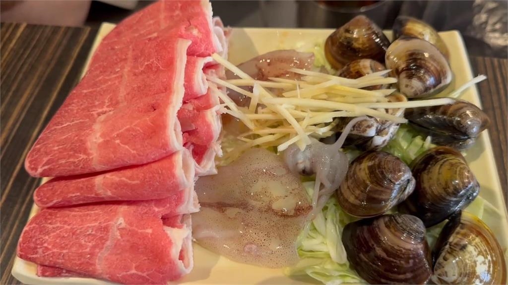 「2隻透抽10顆蛤蠣」火鍋要價380元? 業者喊冤:沒拍到肉