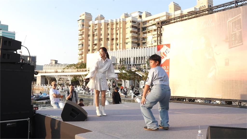 剛唱完小巨蛋！　#-#丁噹演唱會移師高雄「推客製歌單」