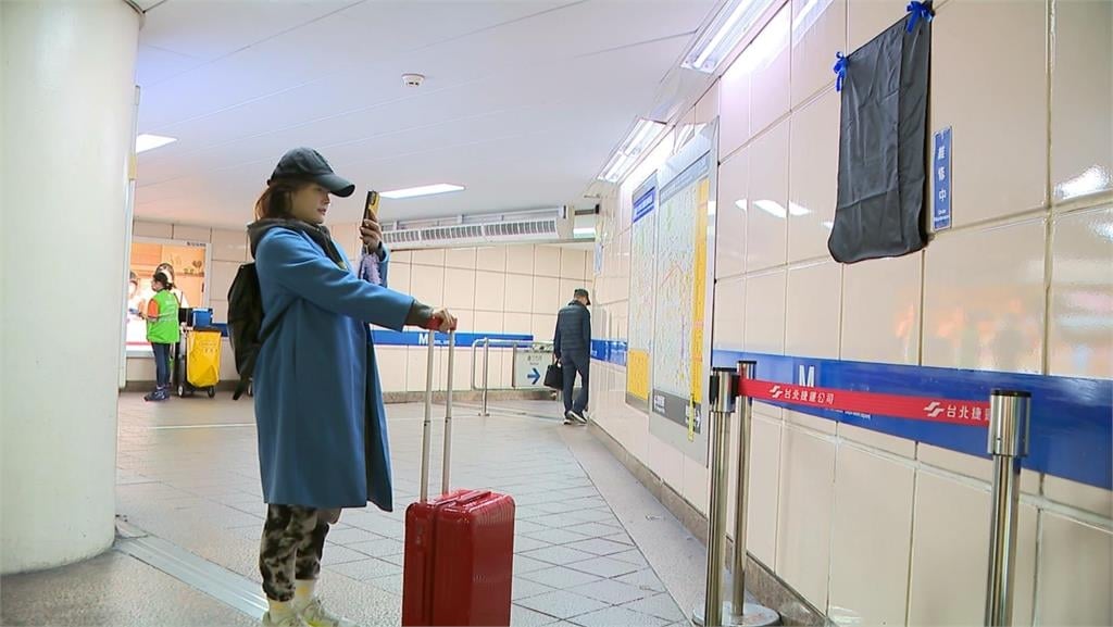 余家昶紀念碑製作完成 蔣萬安:規劃設在北車B1層M8出口