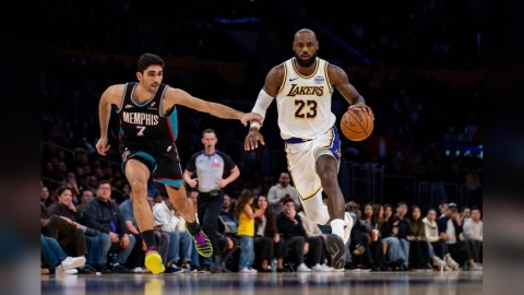 NBA(影)／湖人本季「關鍵時刻」表現特別猛！逆轉擊敗灰熊保持完美不敗紀錄