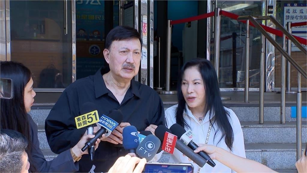 李亞萍聯手媳婦「抓兒偷吃」　自爆4度簽離婚「余天1理由」拒蓋章