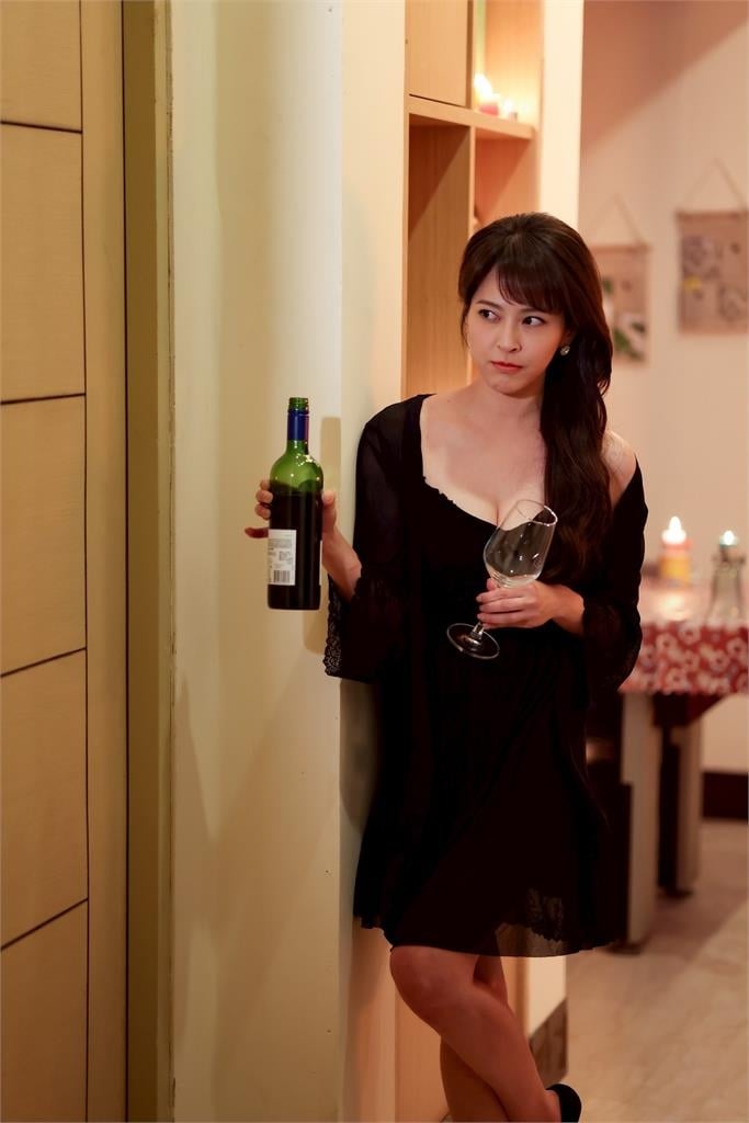 《豆腐媽媽》李運慶首度挑戰渣男 蘇晏霈「豁出去」火辣誘惑尺度大開