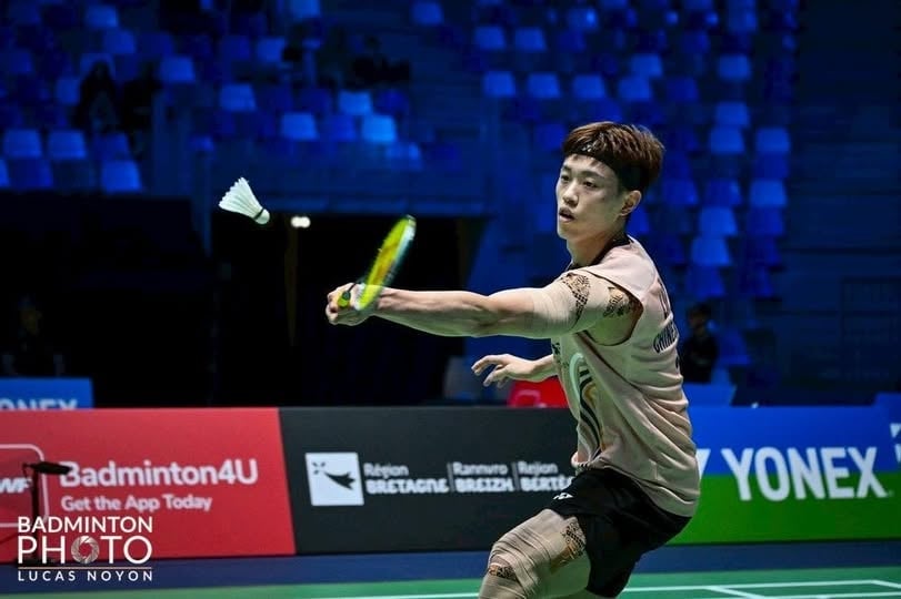 羽球(影)／薑還是老的辣！馬來西亞公開賽周天成直落二擊敗林俊易晉男單16強