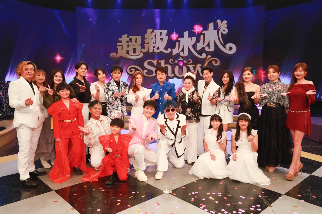 《超級冰冰Show》郭忠祐錄影突「臉色發白」 身體前傾險倒下嚇壞全場