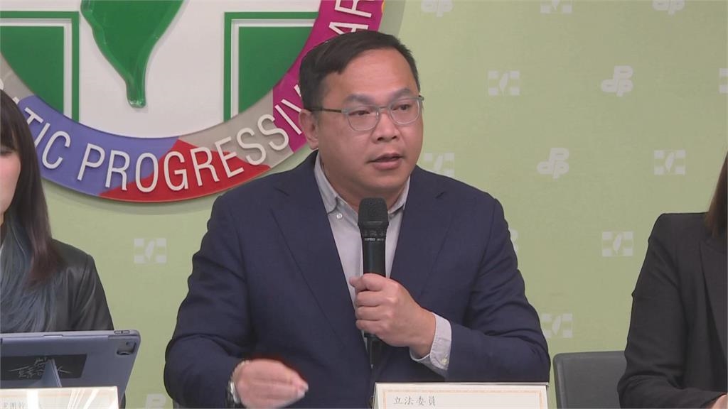 快新聞／通勤族哀號！TPASS面臨斷炊「沒備案」　王義川搖頭：這4縣市重災區