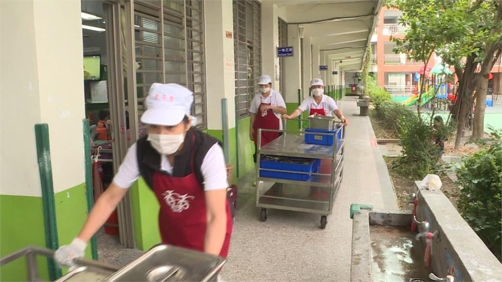 蔣萬安宣布國中小營養午餐免費 議員怒批為明年選舉「先斬後奏」