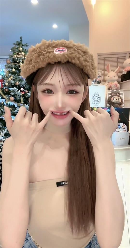 明日花綺羅「漏風」秒變流量密碼！狂PO「缺門牙舞」畫面震撼全網：沒牙也可愛