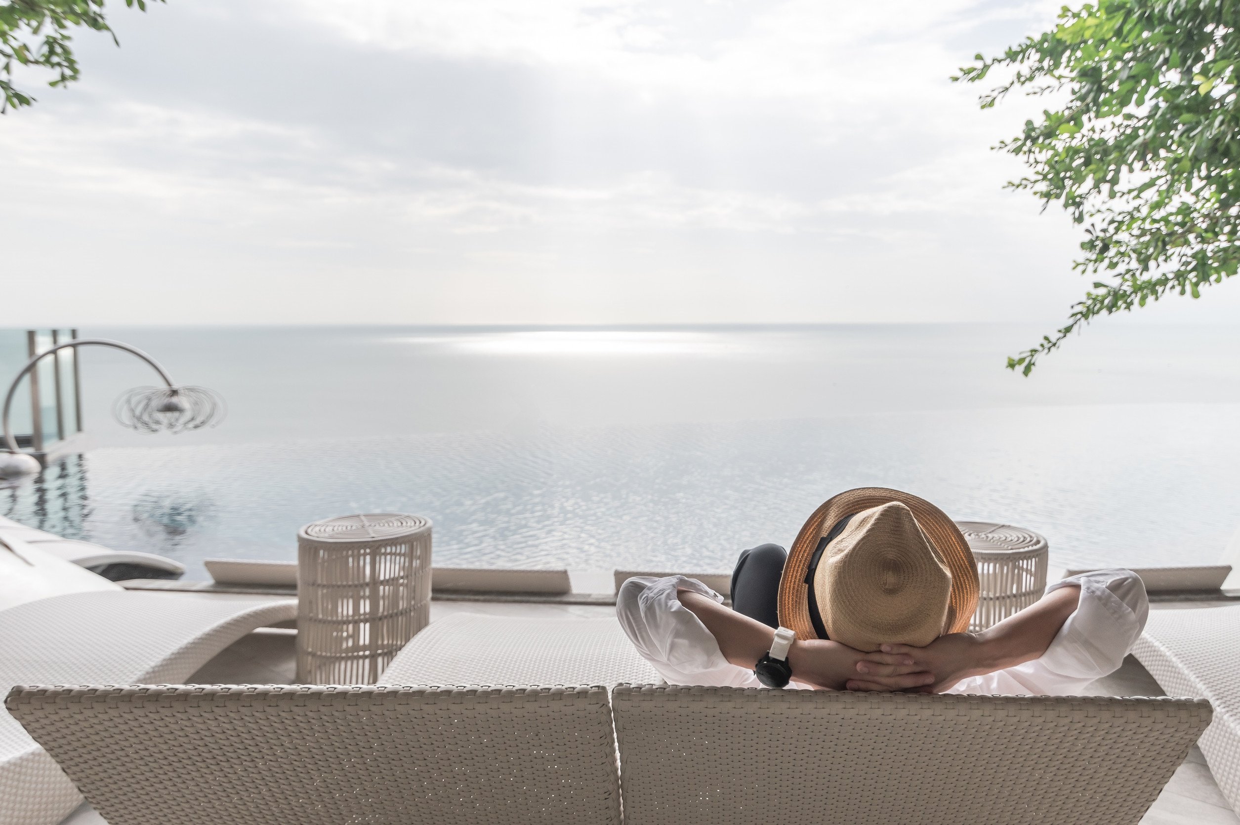 面海的住宿之所以一直紅，是因為海景有一種很驚人的舒心效果。圖/123RF圖庫