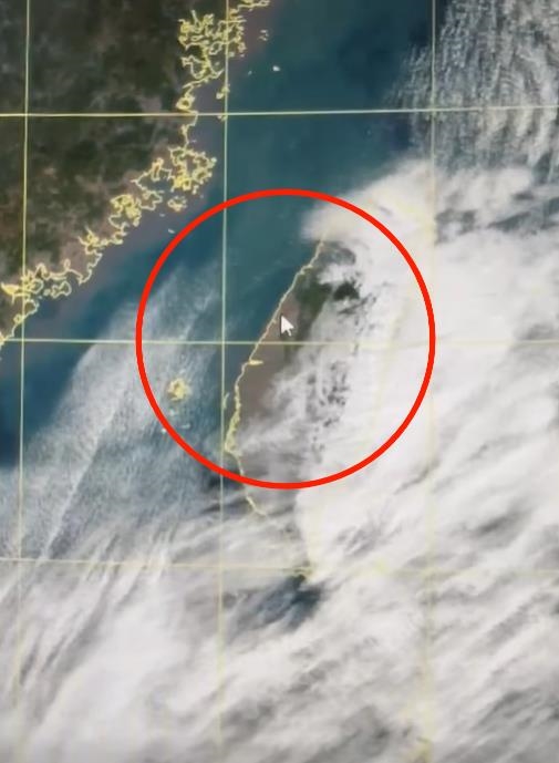 台灣上空驚見明顯波動！專家分析「1現象」示警：今晚有輻射冷卻低溫
