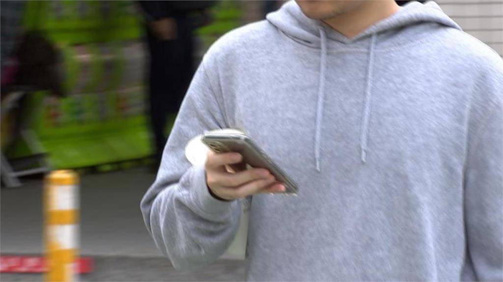 他開LINE見1幕苦笑：以為被封鎖！全場爆共鳴「抖出現實真相」：習慣了