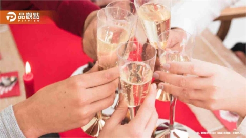 日本櫻花妹驚!台灣尾牙免費還能抽大獎 日本忘年會要自掏腰包