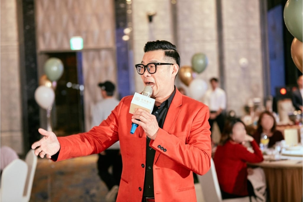 馬力歐狂接20場尾牙「荷包賺飽飽」!曝私下「錢包用長尾夾」賴慧如看傻:有錢人都這樣嗎