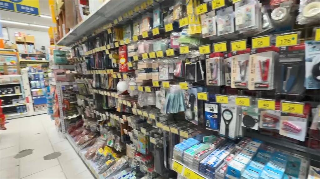 小北百貨遭爆賣「簡體字作業袋」 官方火速下架網友大讚