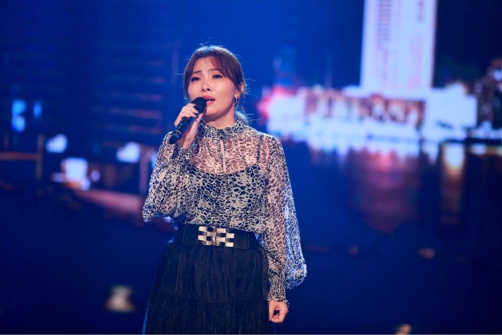 《超級冰冰Show》小歌手唱功大PK！女孩強勢踢館奪勝 親情之歌竟逼哭原唱